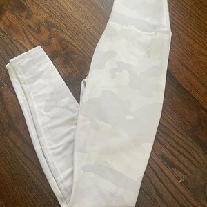 Alo Camouflage Leggings